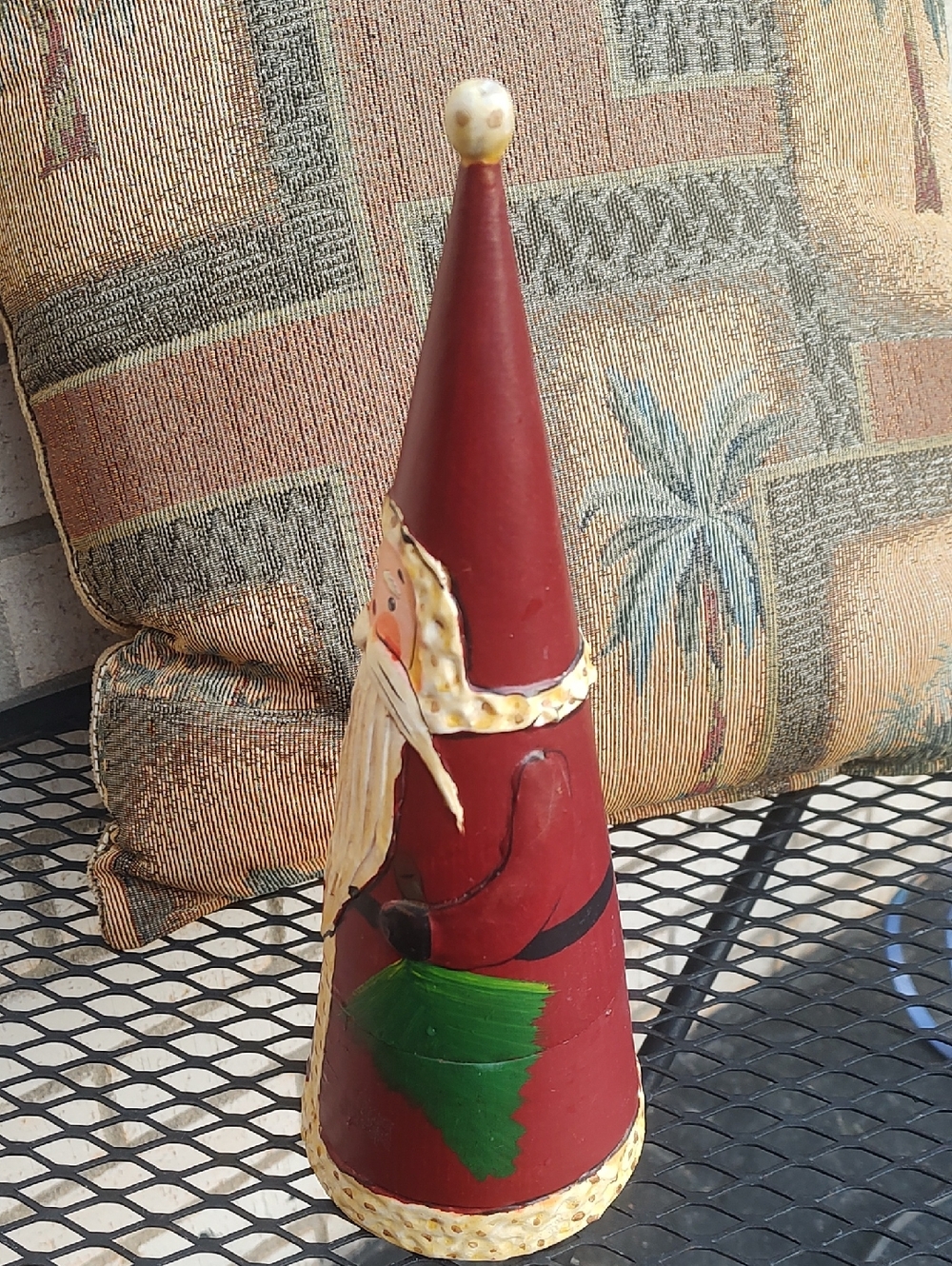 Santa Cone Holiday Figurine - - Picture 4 of 7